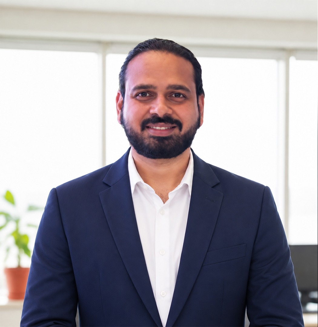 Mayank Saxena